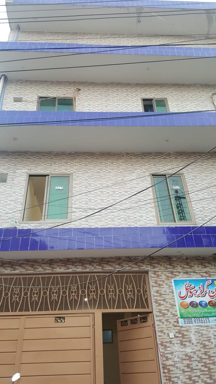 City Seasons VIP Girls Hostel Multan photo